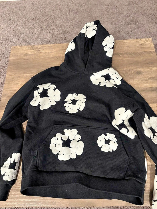 Denim Tears Other - Denim Tears Cotton Wreath Hoodie Black/White